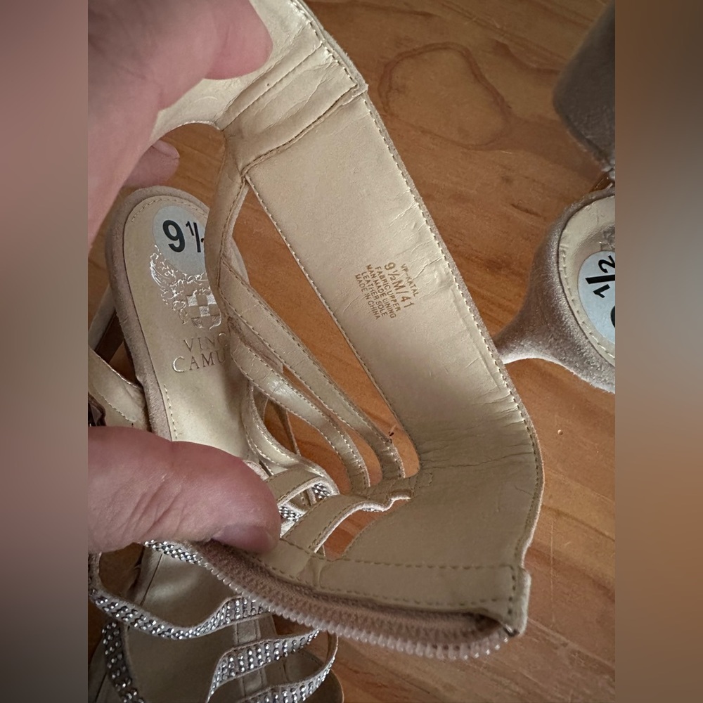 Vince Camuto Cream Heels with Cage Design size 9.5 - Picture 12 of 14